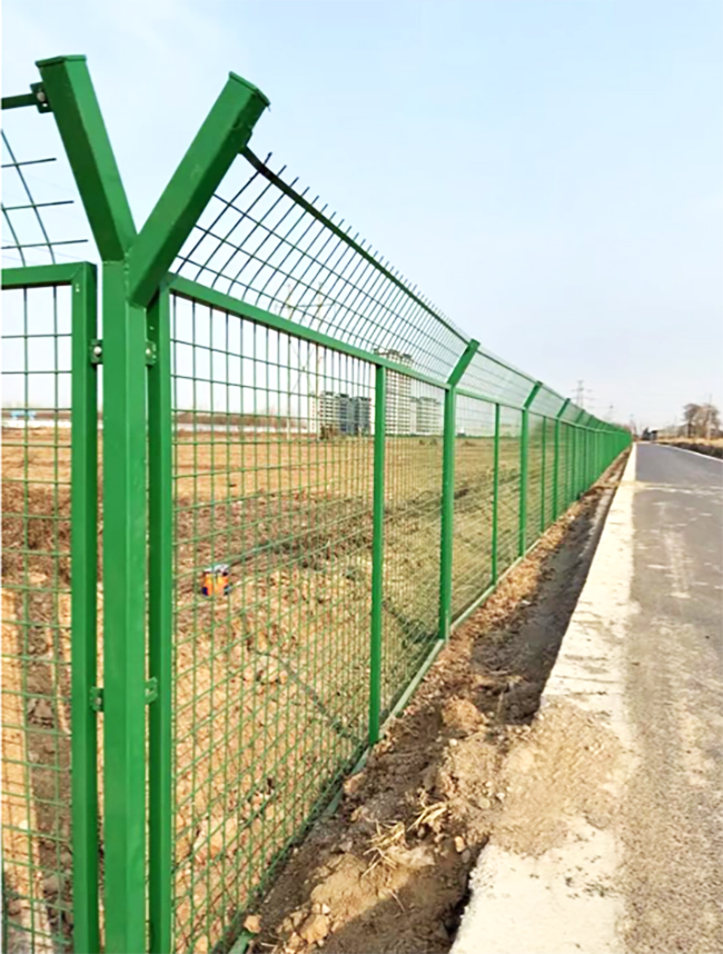 Dipped plastic guardrail net is low-carbon and environmentally friendly