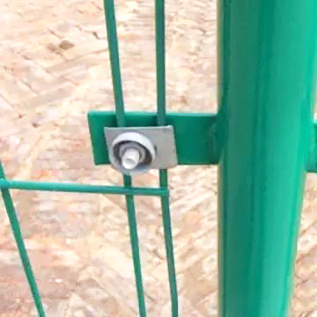 Dipped plastic guardrail net06.jpg